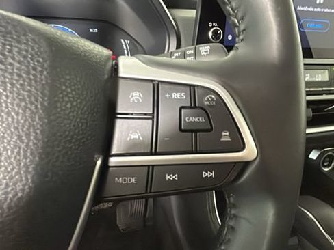 Used 2024 Toyota Grand Highlander AWD image 16
