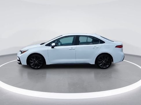 Certified 2025 Toyota Corolla SE image 5