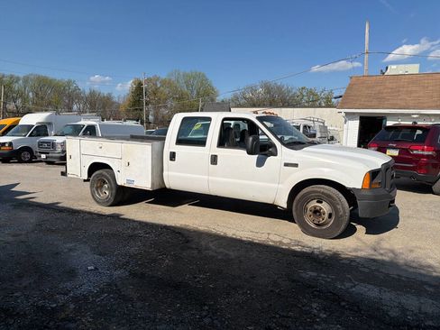Used 2006 Ford F350 XL RWD image 6