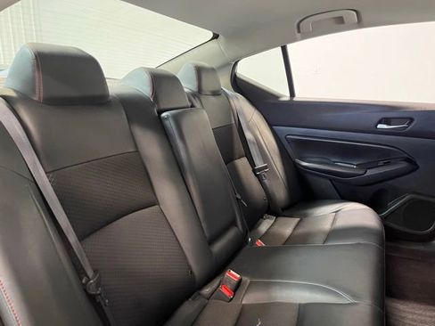 Used 2023 Nissan Altima 2.5 SR FWD image 13