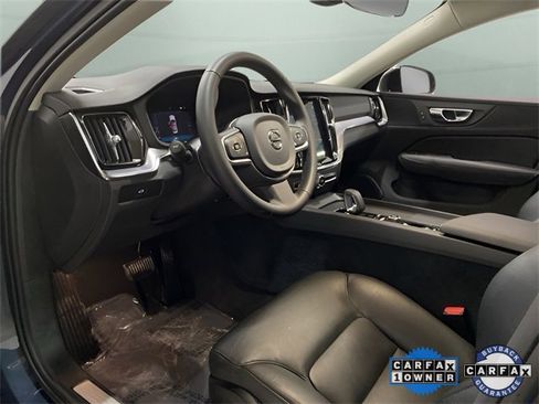 Used 2025 Volvo S60 B5 Core image 17