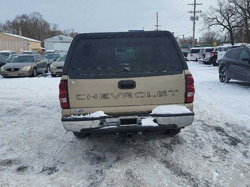 Used 2004 Chevrolet Silverado 1500 W/T image 4
