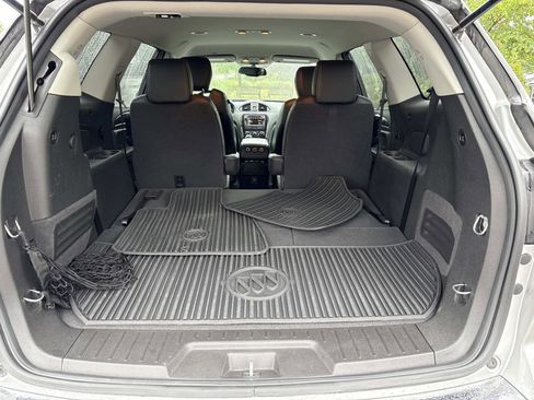 Used 2017 Buick Enclave Leather FWD image 31