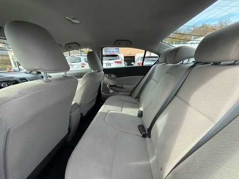 Used 2013 Honda Civic LX image 37