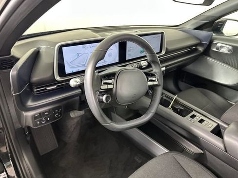 Used 2024 Hyundai Ioniq 6 SE image 13