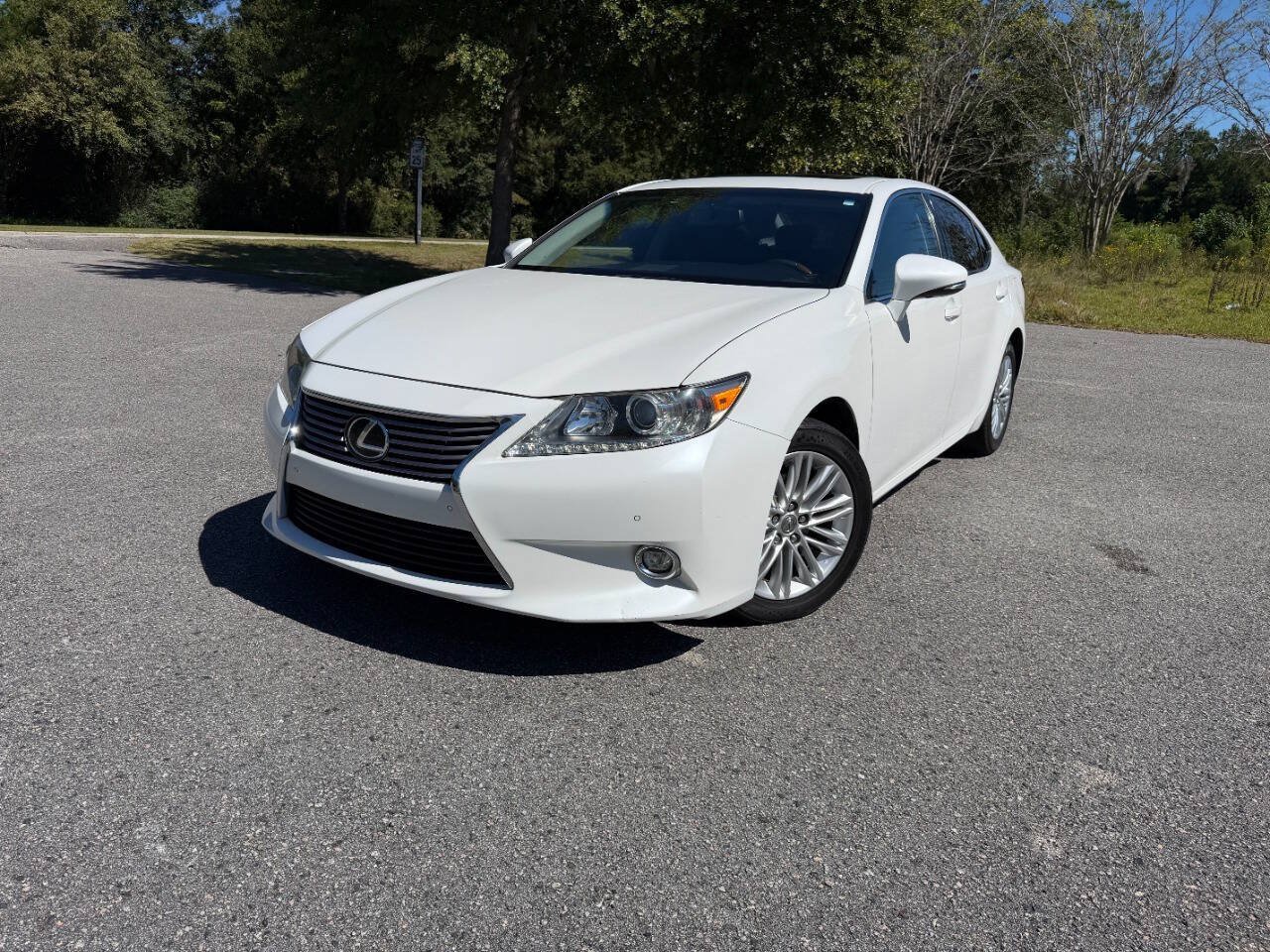 Used 2015 Lexus ES 350 w/ Luxury Package FWD image 30