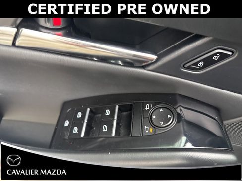 Certified 2025 MAZDA CX-30 AWD 2.5 S w/ Preferred Package image 17