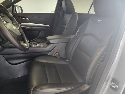 Used 2023 Cadillac XT4 Premium Luxury w/ Cold Weather Package AWD/4WD image 12