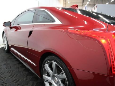 Used 2014 Cadillac ELR w/ Luxury Package image 8