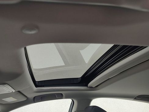 Used 2023 Honda Accord EX image 5