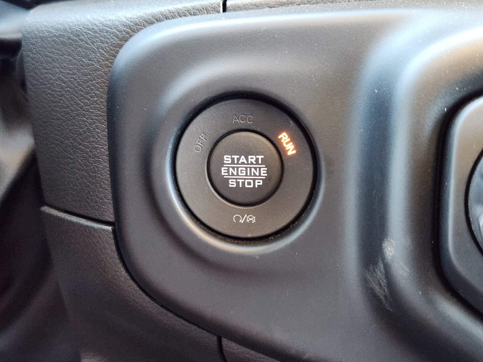 Used 2023 Jeep Wrangler Unlimited AWD/4WD image 30
