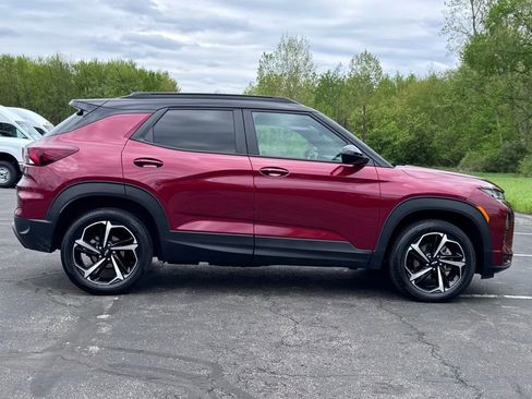 Used 2023 Chevrolet TrailBlazer RS w/ Sun and Liftgate Package AWD/4WD image 7