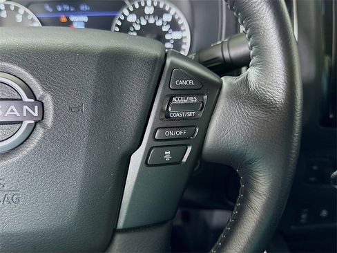 Used 2024 Nissan Frontier SL w/ Technology Package image 23