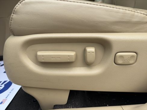 Used 2010 Honda CR-V EX-L image 17