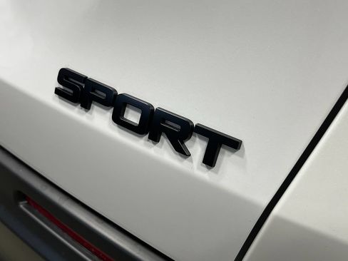 Certified 2026 Honda HR-V Sport image 8