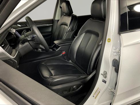 Used 2023 Jeep Grand Cherokee L Limited AWD/4WD image 21