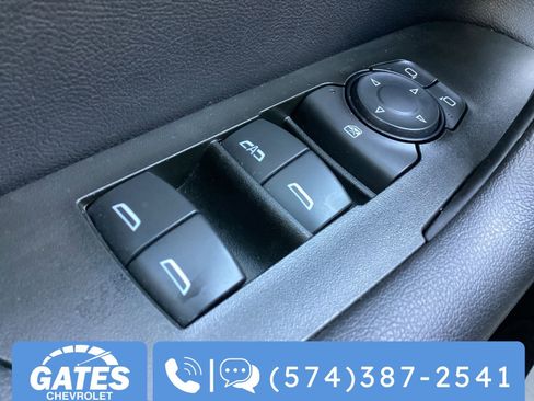 Used 2025 Chevrolet Blazer LT AWD/4WD image 25