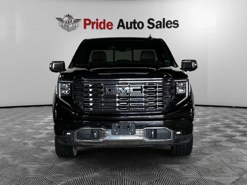 Used 2023 GMC Sierra 1500 Denali Ultimate AWD/4WD image 3