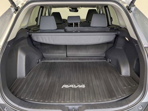 Used 2025 Toyota RAV4 XLE w/ Convenience Package FWD image 8