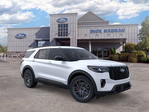 New 2026 Ford Explorer ST w/ Sun And Sound Package AWD/4WD image 8