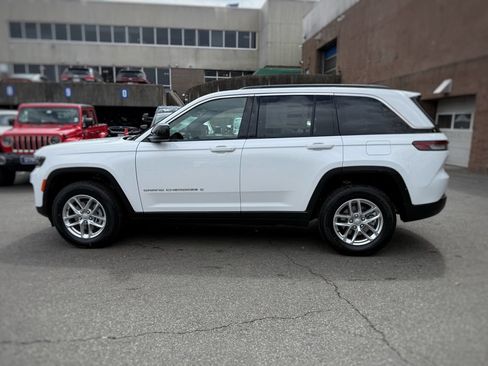 New 2026 Jeep Grand Cherokee Laredo X AWD/4WD image 18