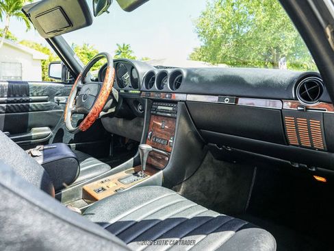 Used 1987 Mercedes-Benz 560 SL image 33