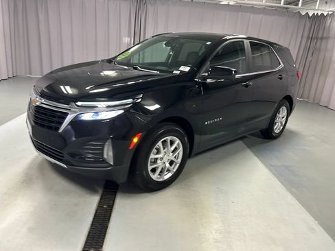 Used 2024 Chevrolet Equinox LT FWD image 3