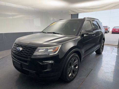 Used 2018 Ford Explorer Sport w/ Equipment Group 401A AWD/4WD image 9