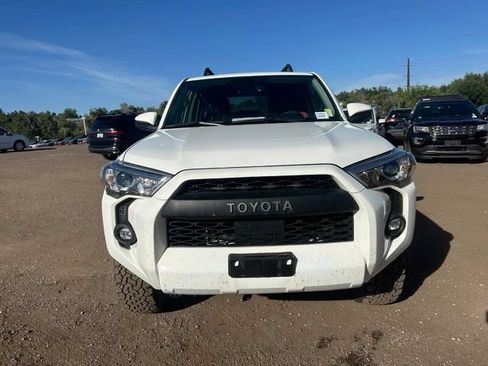 Used 2023 Toyota 4Runner SR5 AWD/4WD image 12