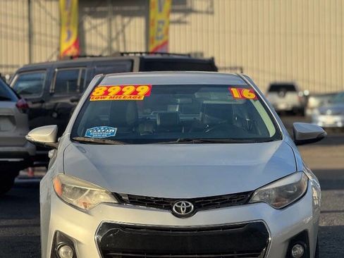 Used 2016 Toyota Corolla S image 2