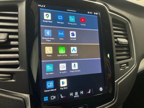 Used 2025 Volvo XC90 B5 Core image 20