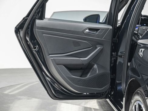 Used 2025 Volkswagen Jetta Sport image 25