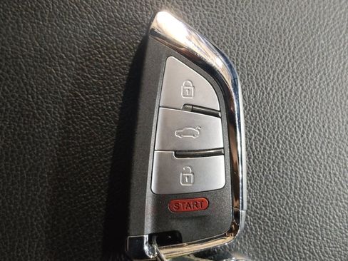 Used 2019 Honda Accord Sport image 32