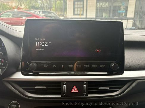 Used 2024 Kia Forte GT-Line w/ GT-Line Premium Package FWD image 18