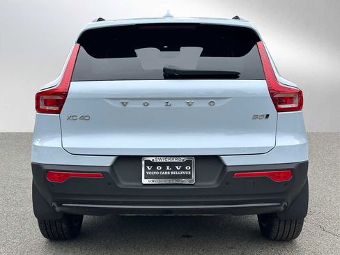 New 2026 Volvo XC40 B5 Ultra w/ Climate Package AWD/4WD image 4