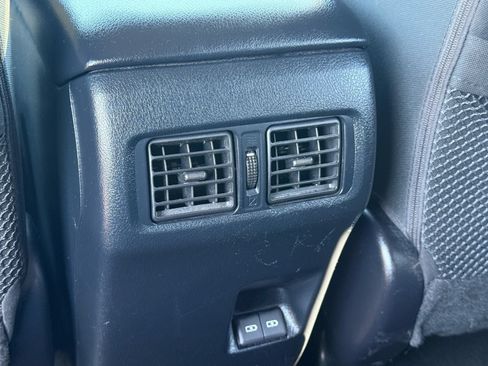 Used 2024 Toyota 4Runner SR5 AWD/4WD image 29