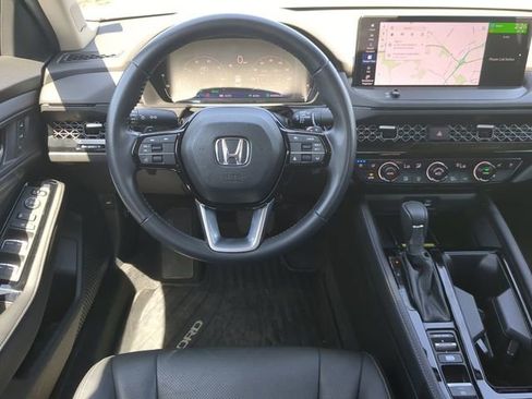Used 2024 Honda Accord Touring image 14