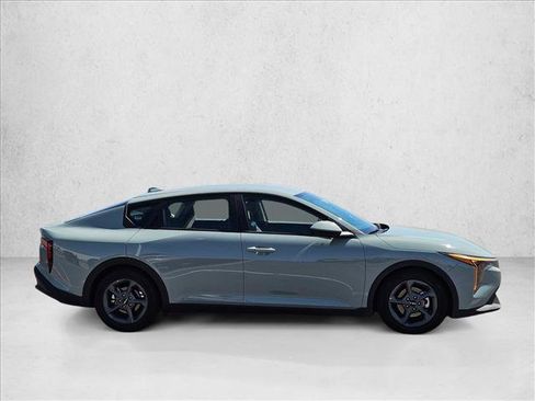 Used 2025 Kia K4 FWD image 6
