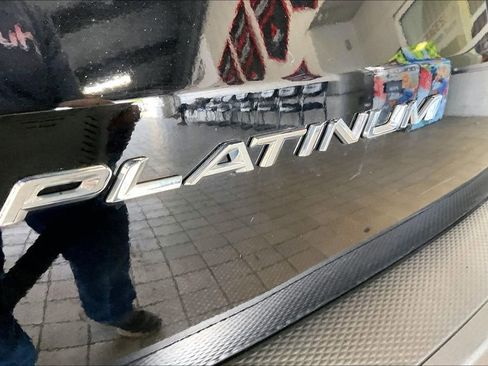 Used 2024 Ford Escape Platinum image 19
