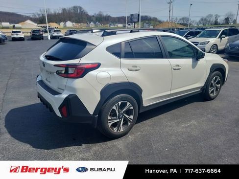 Used 2024 Subaru Crosstrek 2.0i Premium image 4
