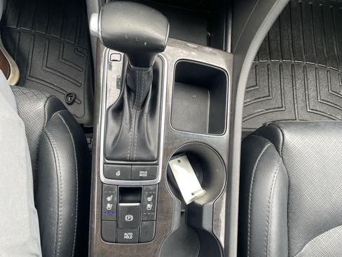 Used 2017 Kia Optima EX w/ Premium Package FWD image 24