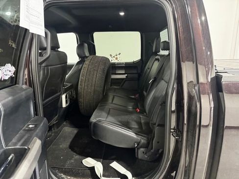 Used 2019 Ford F150 Lariat w/ Equipment Group 502A Luxury AWD/4WD image 3