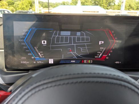 Used 2023 BMW M3 Competition AWD/4WD image 11