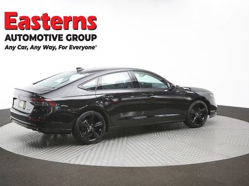 Used 2025 Honda Accord Sport image 43