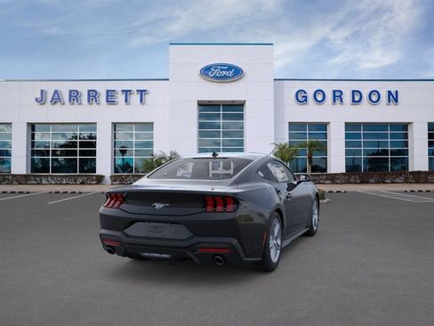 Used 2026 Ford Mustang Coupe RWD image 8