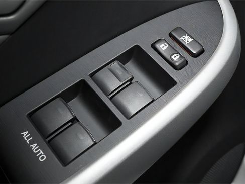 Used 2013 Toyota Prius Three image 14