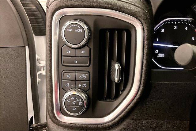 Used 2022 GMC Sierra 3500 SLE w/ SLE Convenience Package AWD/4WD image 33