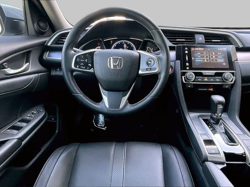 Used 2017 Honda Civic EX-L image 6