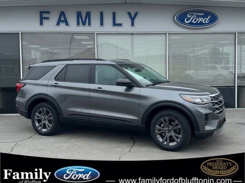 New 2026 Ford Explorer Active w/ Active Comfort Package AWD/4WD image 1