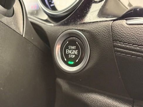Used 2020 Buick Encore GX Preferred w/ Cold Weather Comfort Package AWD/4WD image 38